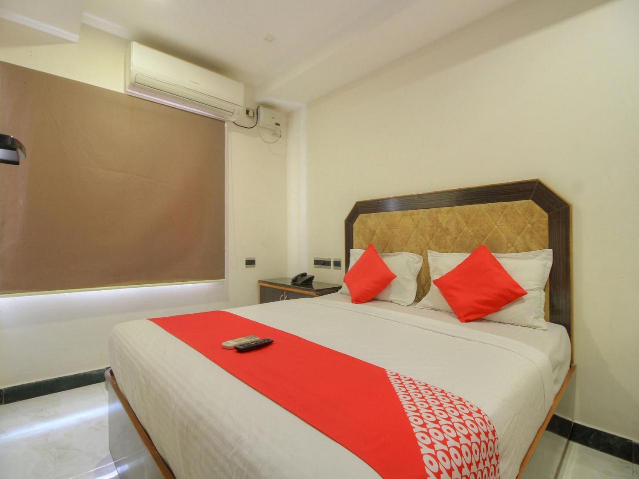 Oyo 15948 Hotel Srees Tiruchirappalli Exterior foto